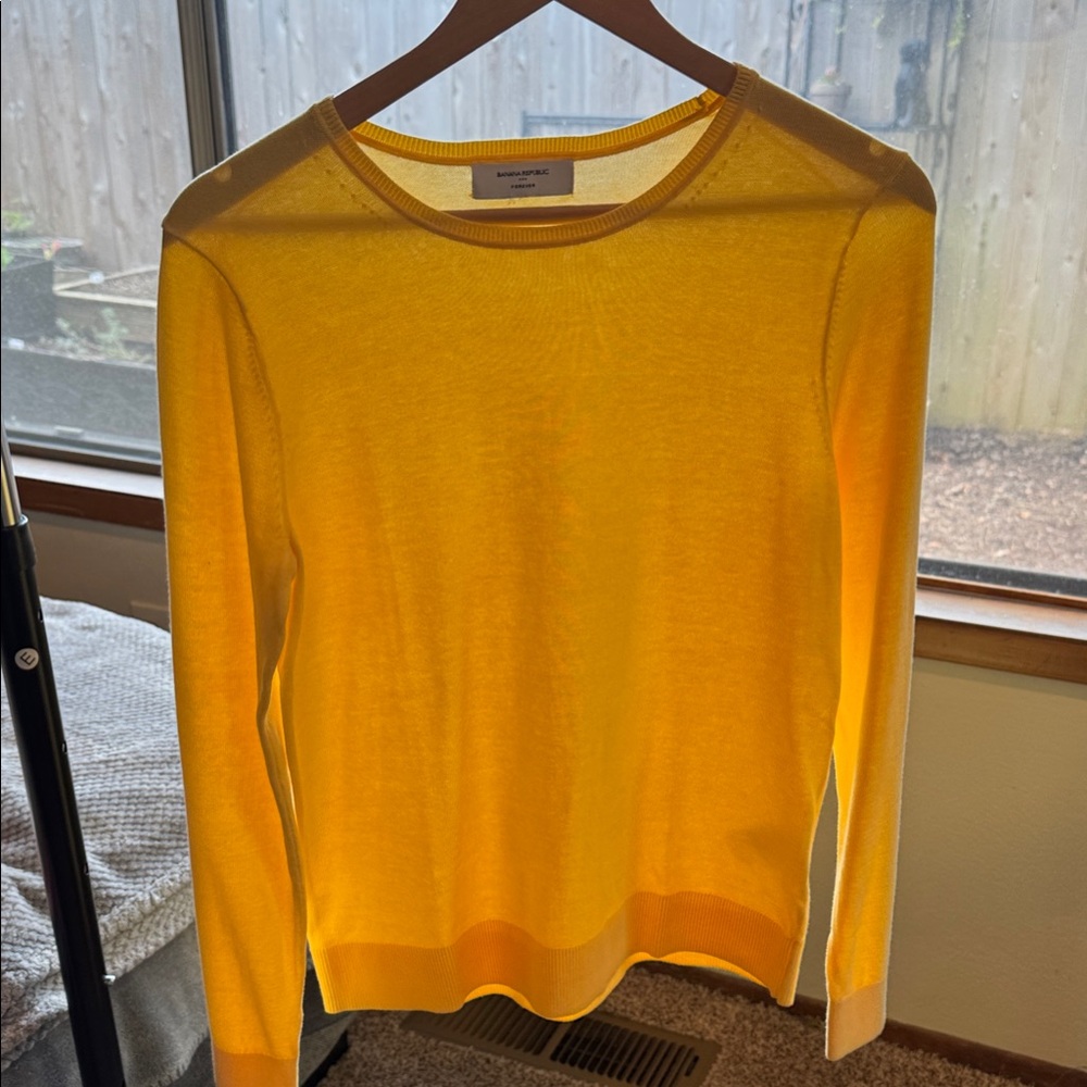Banana Republic Bright Yellow Lightweight Crewneck Sweater